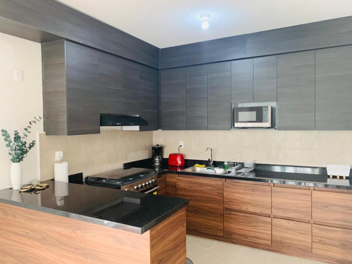 Franks House Apartment "Shared House" Cancún Exteriör bild