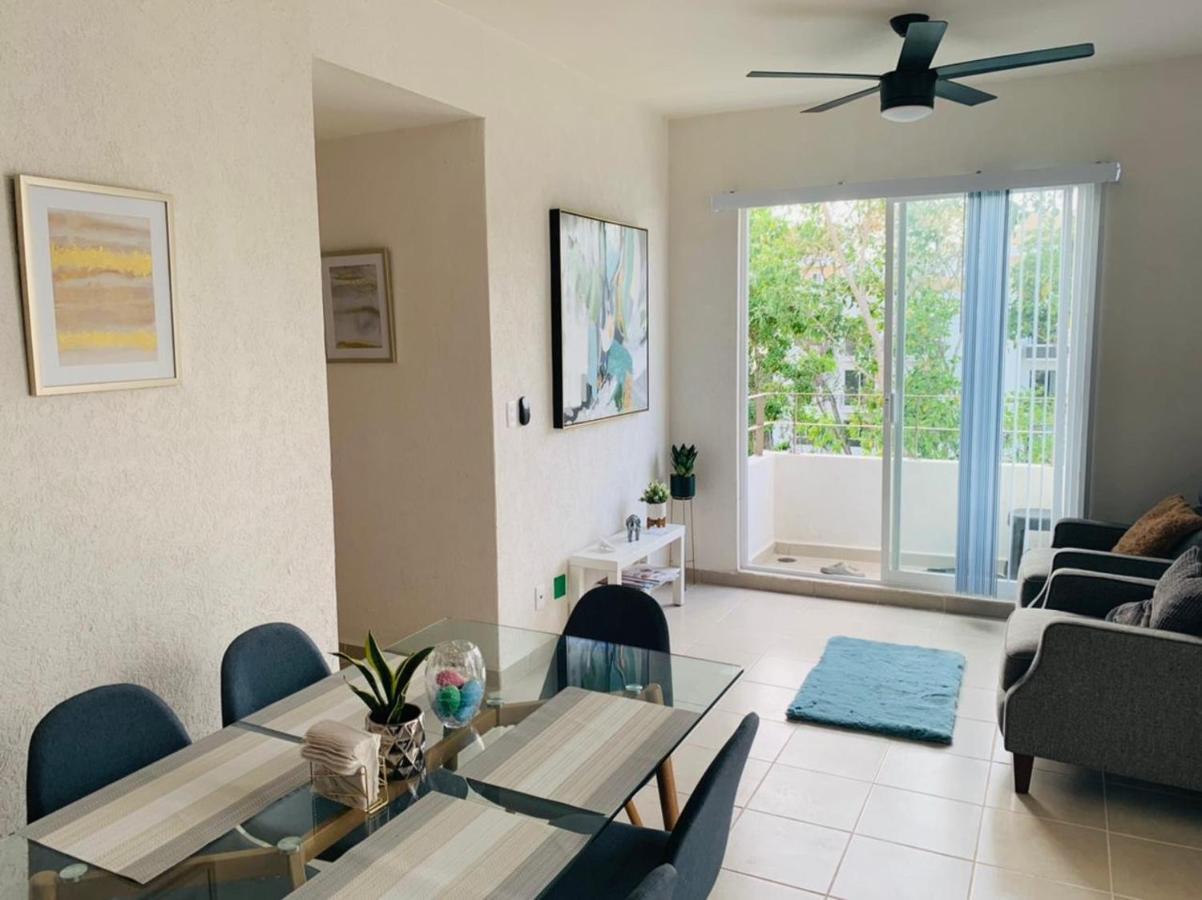 Franks House Apartment "Shared House" Cancún Exteriör bild