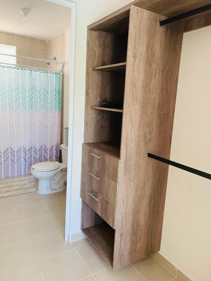 Franks House Apartment "Shared House" Cancún Exteriör bild